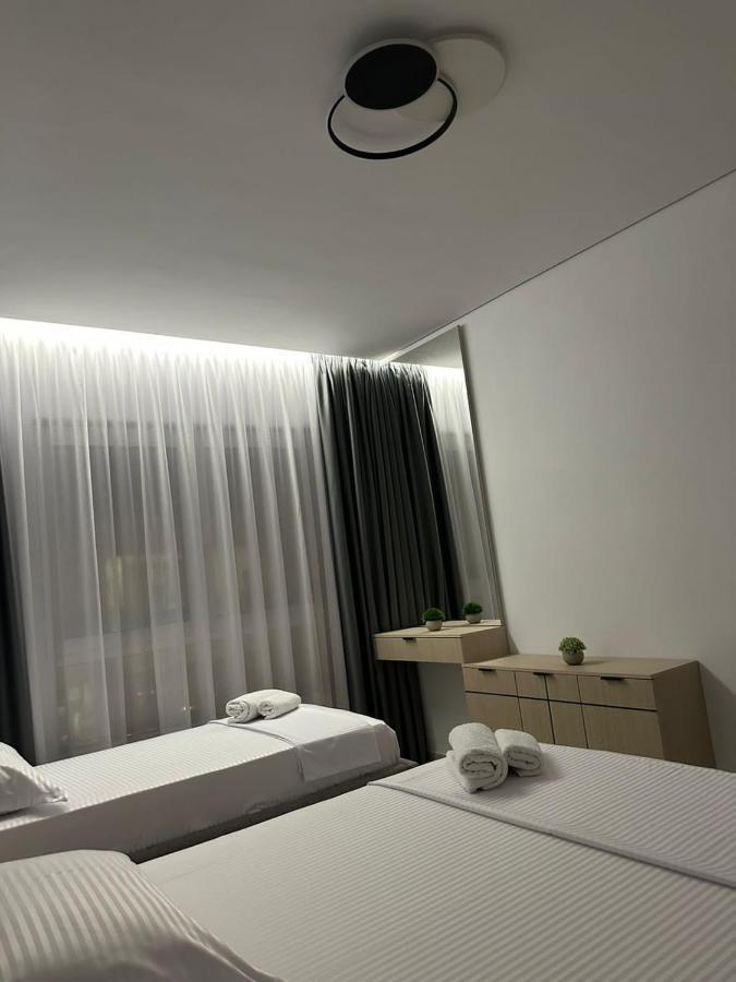 דורס Eme Apartments - Kompleksi San Pietro, Gjiri I Lalzit מראה חיצוני תמונה