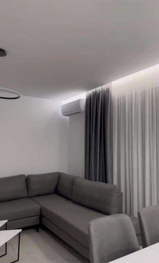 דורס Eme Apartments - Kompleksi San Pietro, Gjiri I Lalzit מראה חיצוני תמונה