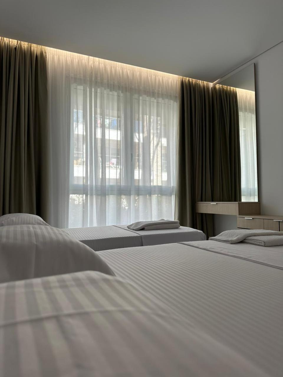 דורס Eme Apartments - Kompleksi San Pietro, Gjiri I Lalzit מראה חיצוני תמונה
