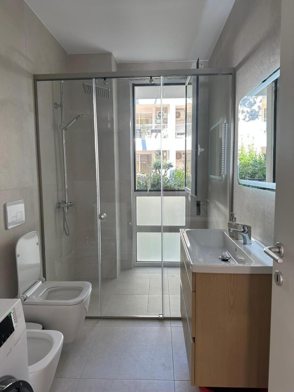 דורס Eme Apartments - Kompleksi San Pietro, Gjiri I Lalzit מראה חיצוני תמונה