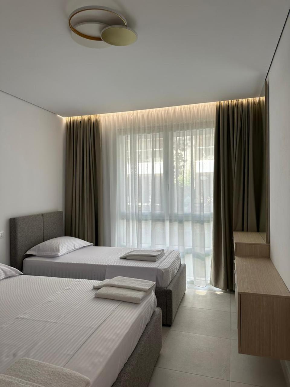 דורס Eme Apartments - Kompleksi San Pietro, Gjiri I Lalzit מראה חיצוני תמונה